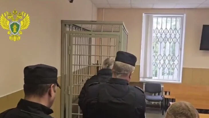 В Ленобласти 14 человек задержаны по делам об отравлении спиртным В Ленобласти 14 человек задержаны по делам об отравлении спиртным