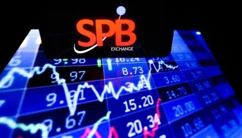 СПб-биржа возобновит торги после технического сбоя в 09:30 по Москве