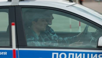 Жительница Мурома станцевала в нижнем белье у памятного мемориала