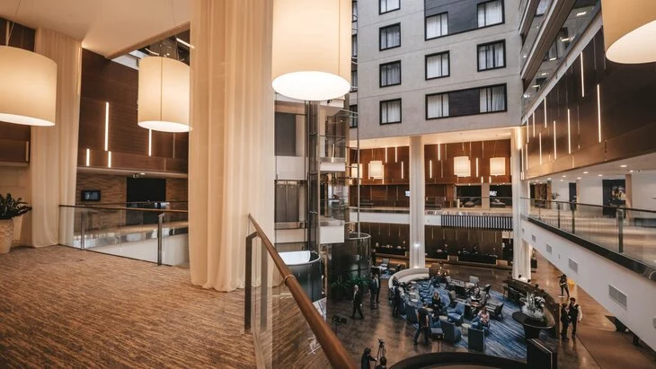 Оборот сферы услуг Москвы вырос на 5,5% за 9 месяцев 2024 года