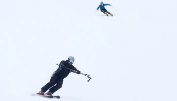 МОК пригласил российских горнолыжников Плешкову и Ефимова на Олимпиаду МОК пригласил российских горнолыжников Плешкову и Ефимова на Олимпиаду