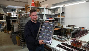 Как в Москве производят светотехническую продукцию для дорожной безопасности