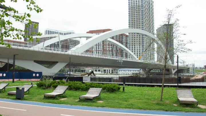 Десятков: Свыше восьми тысяч тонн стали использовали при строительстве моста Академика Королева