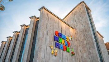 Жителей и гостей Москвы приглашают на экскурсии по местам съемок фильмов Жителей и гостей Москвы приглашают на экскурсии по местам съемок фильмов