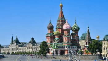 Mash: Задымление произошло в храме Василия Блаженного