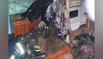 Мужчина поджег дом с бывшей женой и детьми в Иркутской области