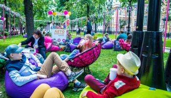 Москвичам рассказали, чем угощали гостей гастрофестиваля &laquo;Мороженое и сладости&raquo;