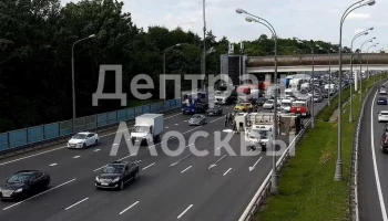 Человек погиб в аварии на МКАД в районе развязки с Ленинградским шоссе