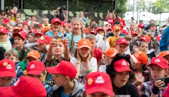 Юные москвичи встретятся с певцом Владимиром Левкиным в Музее Победы