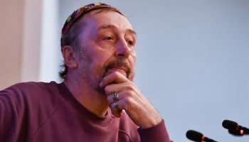 Умер драматург Николай Коляда