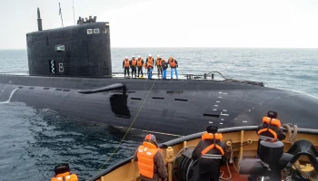 &laquo;Это нелепо&raquo;: ВМФ опроверг сообщения о перехвате российской подлодки
