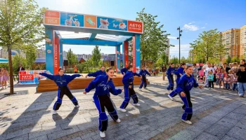 Фестивали, выставки и концерты ждут гостей площадок "Лета в Москве" 6–8 июня