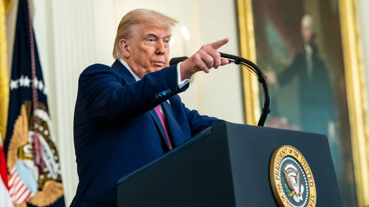 Трамп призвал Зеленского и Путина встретиться ради завершения конфликта Трамп призвал Зеленского и Путина встретиться ради завершения конфликта