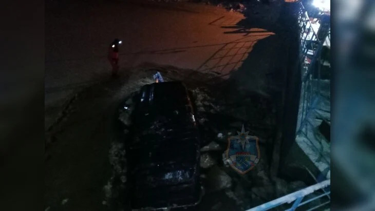 Три человека погибли, перевернувшись на лодке в Ленобласти Три человека погибли, перевернувшись на лодке в Ленобласти