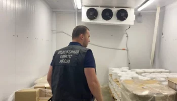 Приставы приостановили работу организации, откуда пошла вспышка ботулизма в Москве