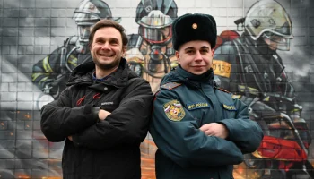 Украсили стену образами настоящих супергероев Украсили стену образами настоящих супергероев