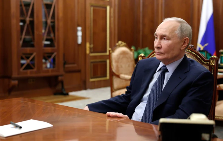 Путин начал переговоры с президентом Палестины Аббасом Путин начал переговоры с президентом Палестины Аббасом