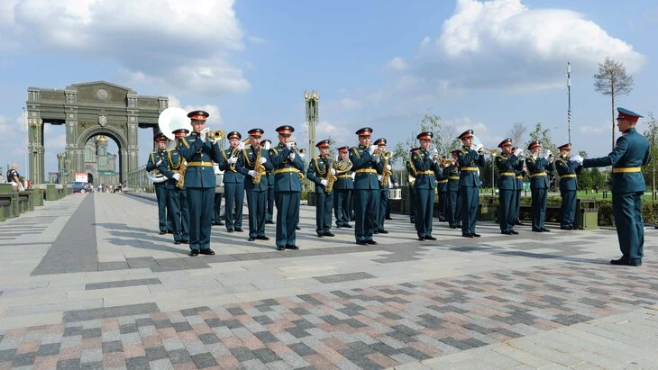 Восьмой сезон концертов "Военные оркестры в парках" откроется 18 мая