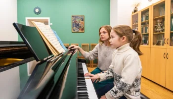 Сергей Собянин поздравил москвичей с Днем работника дополнительного образования