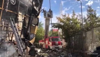 ТАСС: причиной пожара в ТРЦ "Рио" стало короткое замыкание