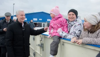 Собянин рассказал, какими зимними видами спорта можно заняться в парках Москвы