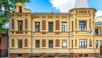 Завершена реставрация фасадов особняка купца Мазурина в Курсовом переулке Завершена реставрация фасадов особняка купца Мазурина в Курсовом переулке