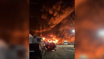 Крупный пожар произошел на складе во Владимире