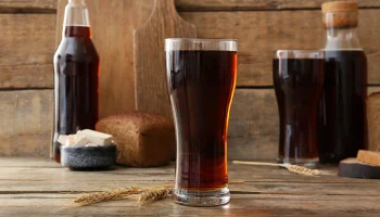 В Роспотребнадзоре объяснили, кому нельзя пить квас