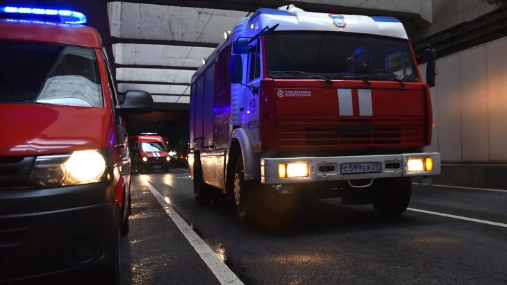 Человек погиб во время пожара в квартире на севере Москвы