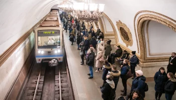 Бегавших по крышам поездов в метро Москвы привлекут к уголовной ответственности