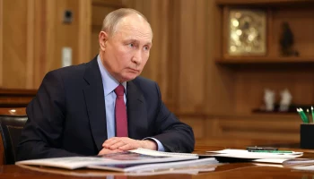 Путин поручил доложить о доведении окладов медработников до 50 процентов ФОТ