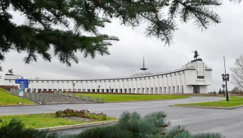 Артисты из Ярославля выступили в Музее Победы Артисты из Ярославля выступили в Музее Победы