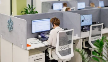 Собянин напомнил о горячих линиях для обращения во время новогодних каникул Собянин напомнил о горячих линиях для обращения во время новогодних каникул