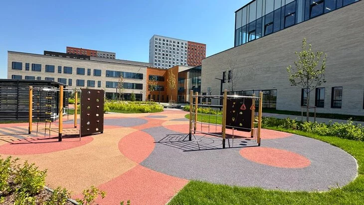 Владимир Ефимов: с начала года в Москве построили 48 социальных объектов