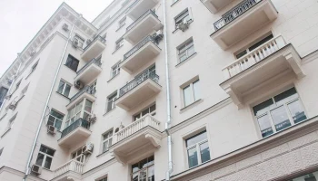 В Москве отремонтировали 27 зданий с филенками в 2025 году