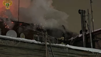Пожарные полностью ликвидировали возгорание в цеху в Обухове