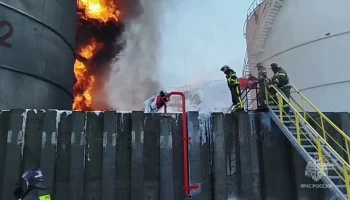 Второй резервуар с нефтепродуктами разгерметизировался в Азове