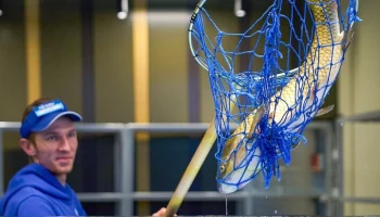 Белый амур появился в аквариумах рынка "Москва – на волне"