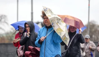 Парки Москвы закрываются на фоне прогноза о 9-балльном шторме