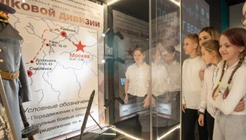 Гостей Музея Победы познакомят с обмундированием танкистов