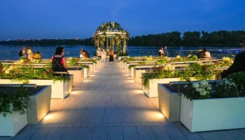 Архитектурно-художественная подсветка появилась на набережной в "Коломенском"