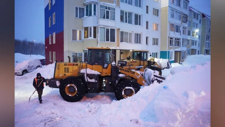 Власти Камчатки попросят правительство РФ помочь с ликвидацией последствий циклона Власти Камчатки попросят правительство РФ помочь с ликвидацией последствий циклона
