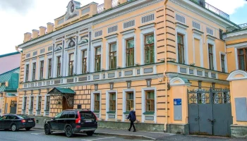 Фасадам усадьбы Прохоровых-Хлудовых в Москве вернут исторический цвет