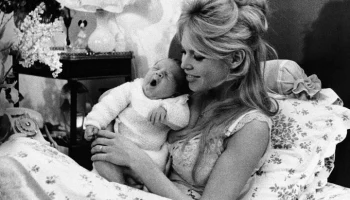 Paris Match: поместье Брижит Бардо за 30 млн евро в Сен-Тропе перейдет ее сыну