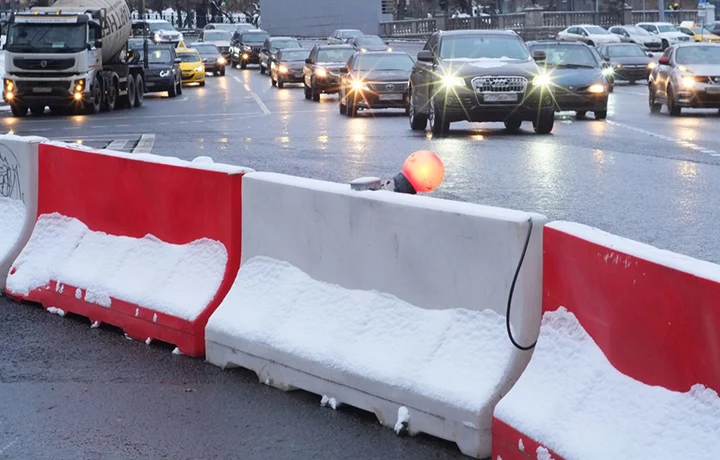 Дорожное движение ограничат в нескольких округах Москвы