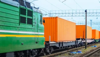 Более 20 вагонов с углем сошли с рельсов в Хабаровском крае