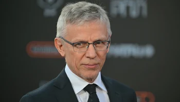 Тренер СКА Ларионов пропустил матч с «Шанхаем» по состоянию здоровья Тренер СКА Ларионов пропустил матч с «Шанхаем» по состоянию здоровья