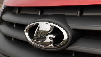 АвтоВАЗ начал продажи автомобилей Lada Granta с &laquo;автоматом&raquo;