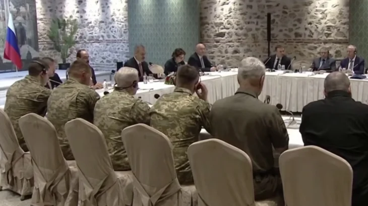 Sky News: Россия на переговорах выдвинула «выходящие за рамки всего» требования