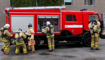 Автомобиль загорелся на Большой Дорогомиловской улице